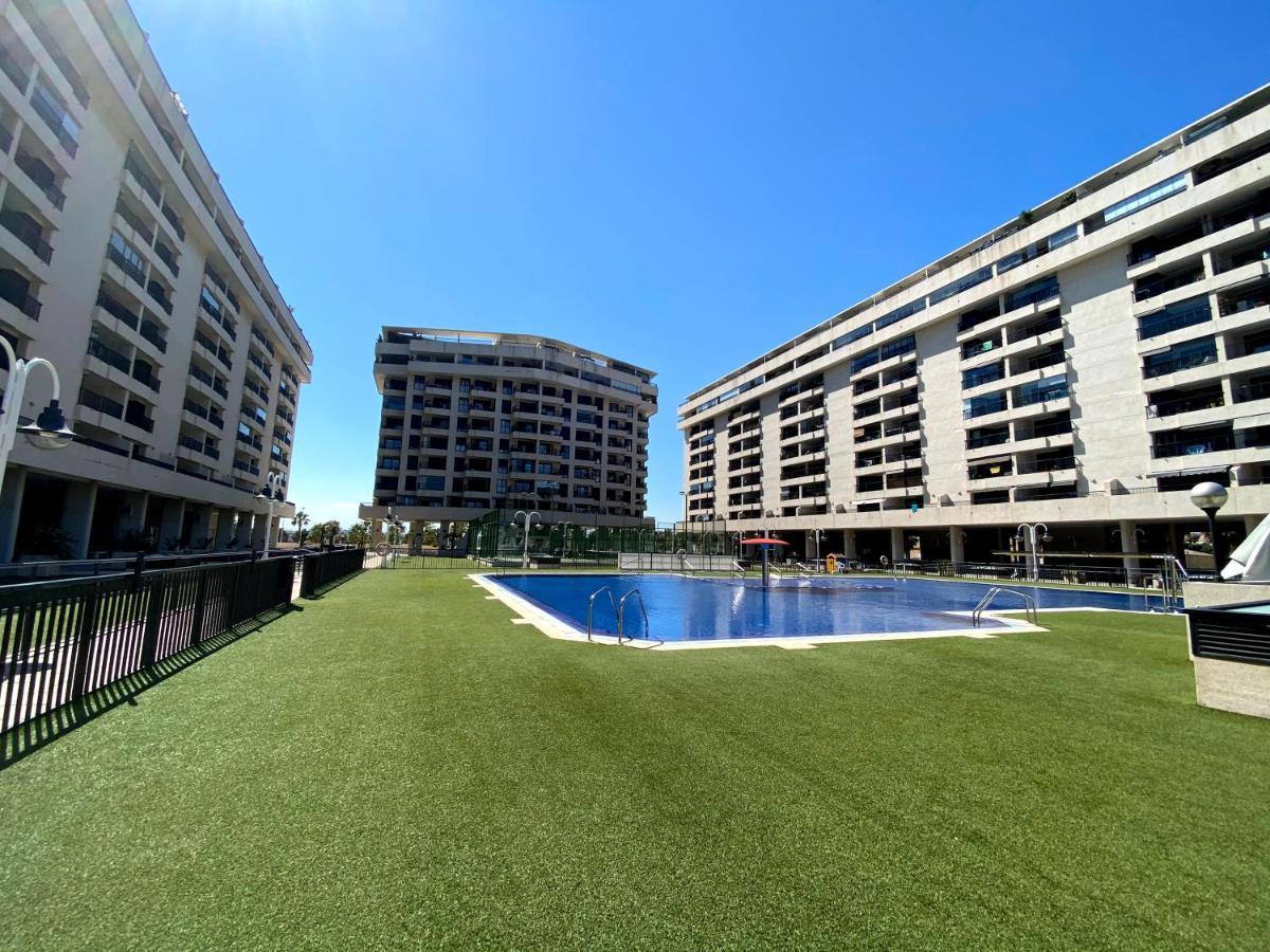 M & B Beach Apartment Valencia Exterior photo