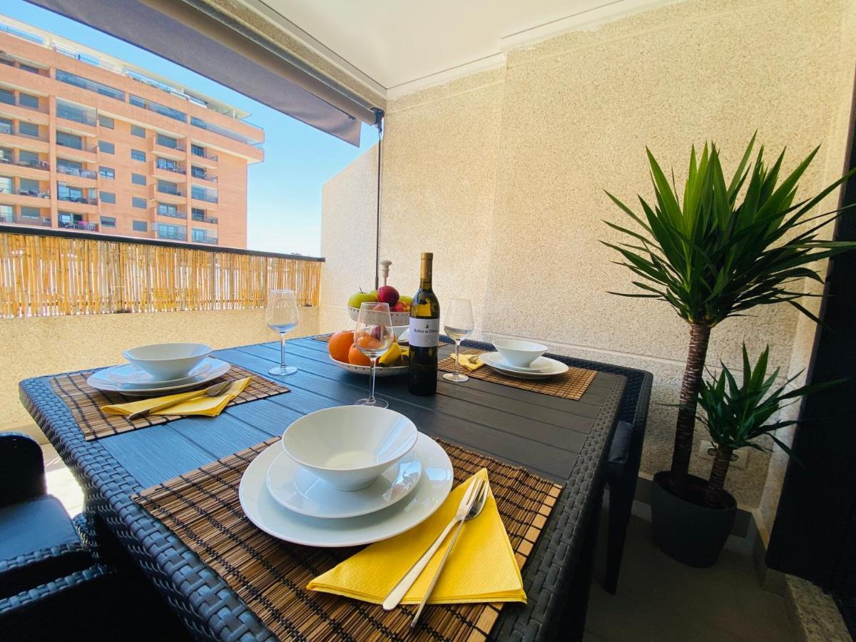 M & B Beach Apartment Valencia Exterior photo